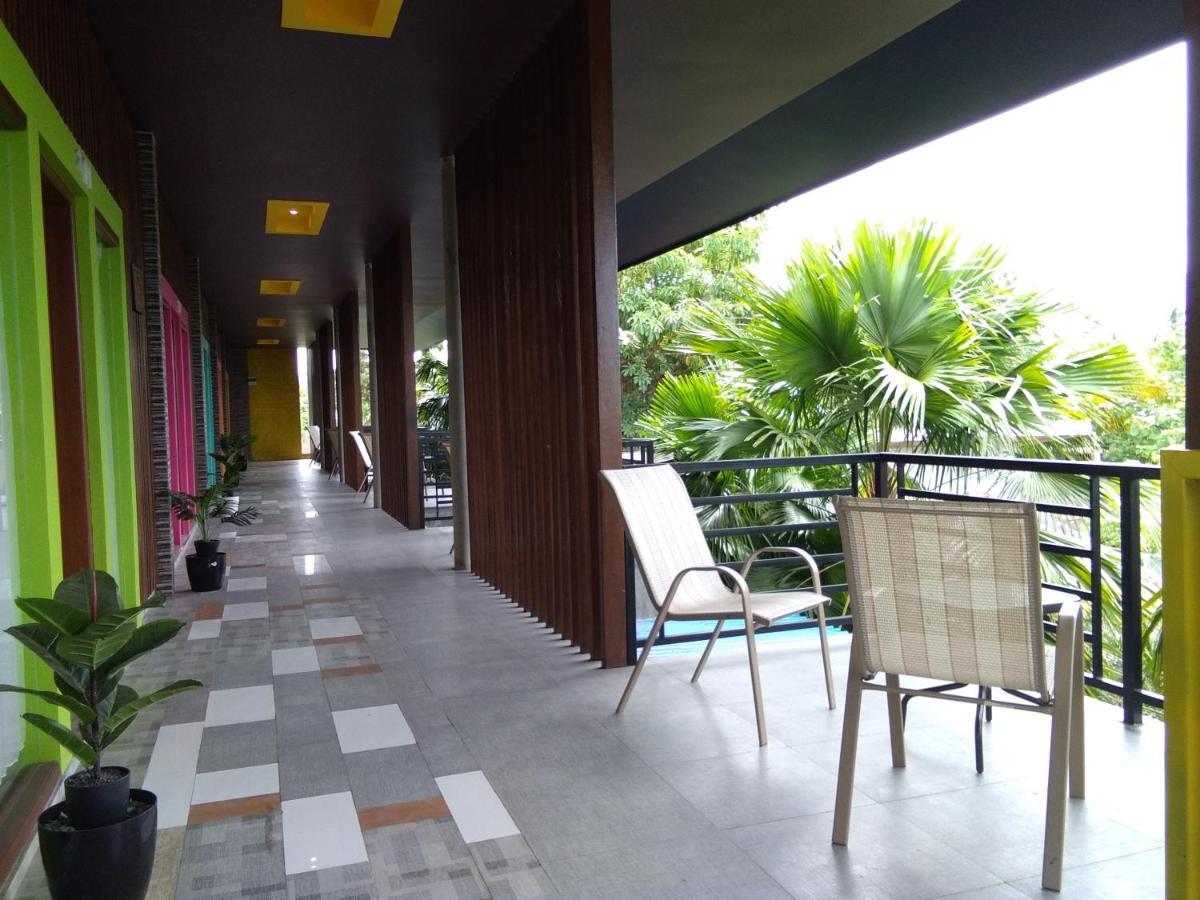 Lawaka Hotel Ampana Exterior foto